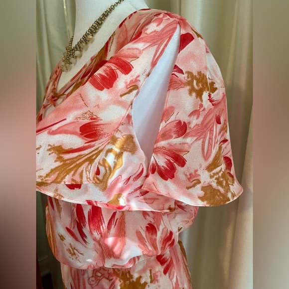 𝅺- Tradition 2-piece outfit.  Very flattering & flowy set.  Size 14. - Picture 2 of 9